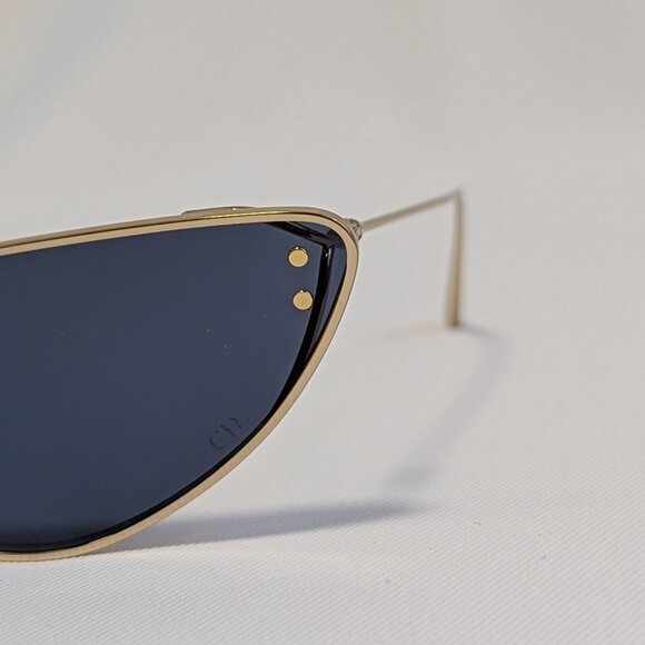 Authentic Dior Sunglasses - Picture 4 of 5
